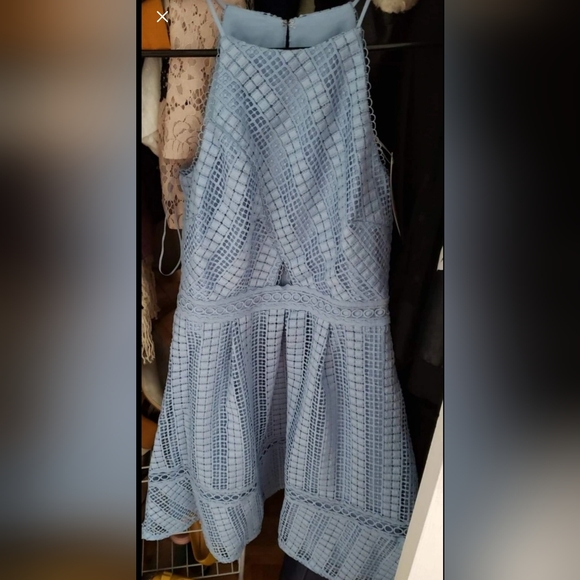 Dress - Picture 3 of 5